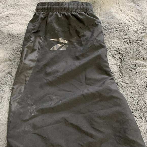 Reebok Shorts - Picture 4 of 4